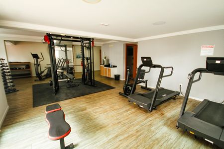 Apartamento para alugar com 123m², 3 quartos e 2 vagas Apartamento para alugar com 123m², 3 quartos e 2 vagasÁrea comum - Academia