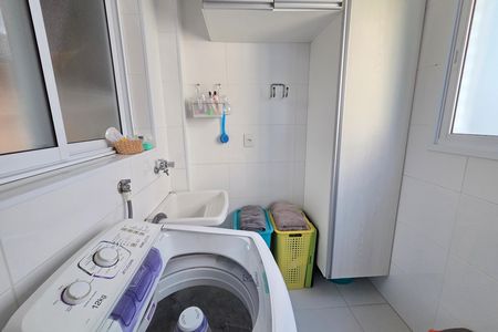 Apartamento para alugar com 123m², 3 quartos e 2 vagas Apartamento para alugar com 123m², 3 quartos e 2 vagasÁrea de Serviço