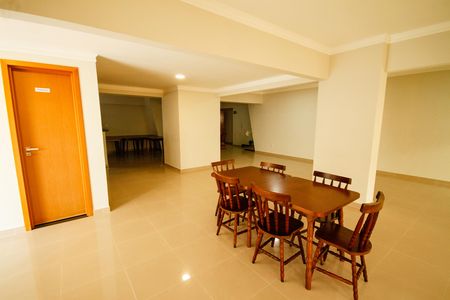 Apartamento para alugar com 123m², 3 quartos e 2 vagas Apartamento para alugar com 123m², 3 quartos e 2 vagasÁrea comum - Salão de festas