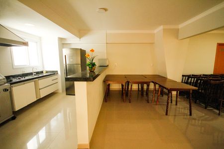 Apartamento para alugar com 123m², 3 quartos e 2 vagas Apartamento para alugar com 123m², 3 quartos e 2 vagasÁrea comum - Salão de festas