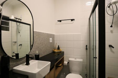 Apartamento à venda com 58m², 2 quartos e sem vaga Apartamento à venda com 58m², 2 quartos e sem vagaBanheiro