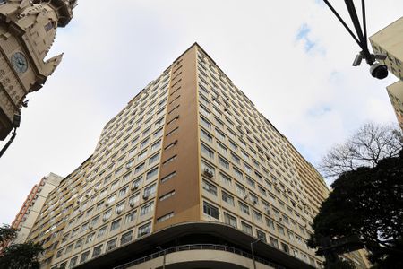 Apartamento à venda com 58m², 2 quartos e sem vaga Apartamento à venda com 58m², 2 quartos e sem vagaFachada