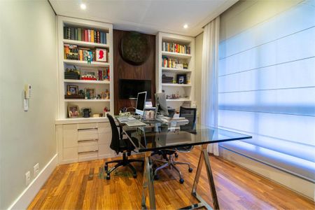 Apartamento à venda com 350m², 4 quartos e 7 vagas