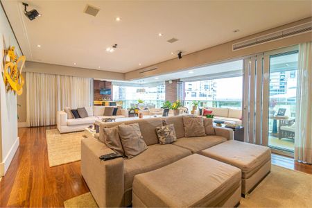 Apartamento à venda com 4 quartos, 350m² em Campo Belo, São Paulo