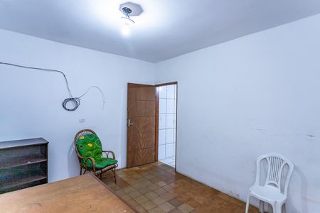 Sala de casa para alugar com 1 quarto, 140m² em Jardim Santa Lucrecia, São Paulo