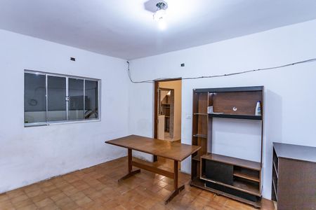 Sala de casa para alugar com 1 quarto, 140m² em Jardim Santa Lucrecia, São Paulo