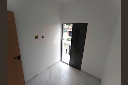 Casa à venda com 2 quartos, 70m² em Vila Campanela, São Paulo