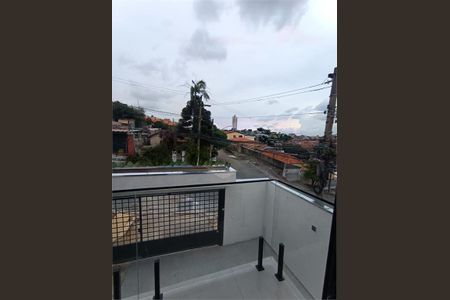 Casa à venda com 70m², 2 quartos e 3 vagas