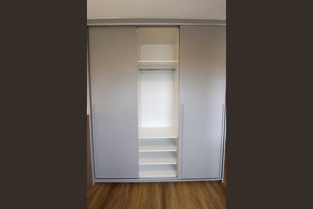 Apartamento para alugar com 25m², 1 quarto e sem vagaQuarto 1 - Armários