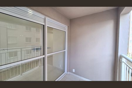 Varanda  de apartamento à venda com 2 quartos, 35m² em Parque Industrial Tomas Edson, São Paulo