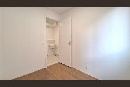 Quarto 1 de apartamento à venda com 2 quartos, 35m² em Parque Industrial Tomas Edson, São Paulo