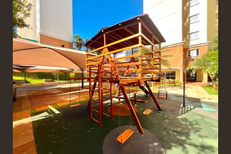 Apartamento à venda com 98m², 2 quartos e 2 vagasÁrea comum - Playground