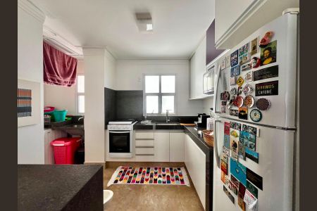 Apartamento à venda com 98m², 2 quartos e 2 vagasCozinha