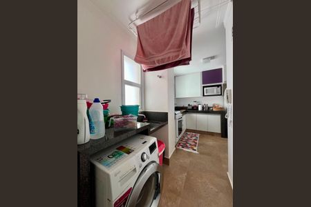 Apartamento à venda com 98m², 2 quartos e 2 vagasÁrea de Serviço