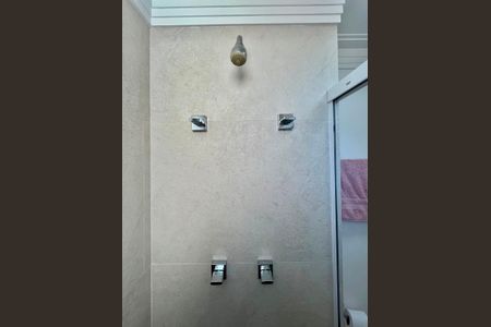 Apartamento à venda com 98m², 2 quartos e 2 vagasBanheiro da Suíte 1
