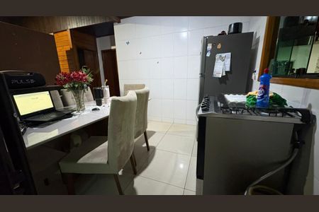 Sala/Cozinha de casa para alugar com 2 quartos, 44m² em Araguaia, Belo Horizonte