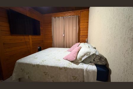 Quarto 1 de casa para alugar com 2 quartos, 44m² em Araguaia, Belo Horizonte
