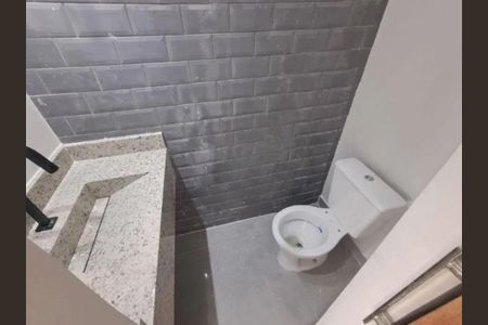 Casa à venda com 3 quartos, 170m² em Vila Carrão, São Paulo