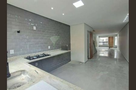 Casa à venda com 3 quartos, 170m² em Vila Carrão, São Paulo