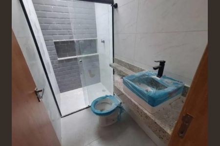 Casa à venda com 3 quartos, 170m² em Vila Carrão, São Paulo