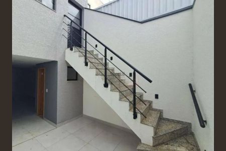 Casa à venda com 3 quartos, 170m² em Vila Carrão, São Paulo
