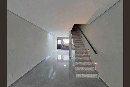 Casa à venda com 3 quartos, 170m² em Vila Carrão, São Paulo