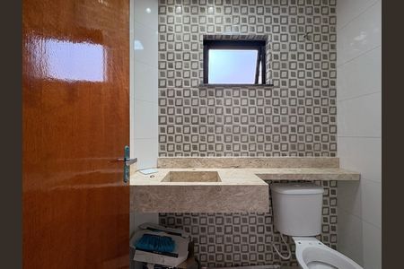 Casa à venda com 110m², 2 quartos e 2 vagas Casa à venda com 110m², 2 quartos e 2 vagasLavabo