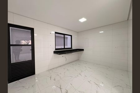 Casa à venda com 110m², 2 quartos e 2 vagas Casa à venda com 110m², 2 quartos e 2 vagasCozinha