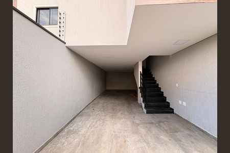 Casa à venda com 110m², 2 quartos e 2 vagas Casa à venda com 110m², 2 quartos e 2 vagasGaragem