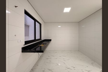 Casa à venda com 110m², 2 quartos e 2 vagas Casa à venda com 110m², 2 quartos e 2 vagasCozinha
