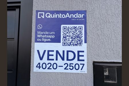 Casa à venda com 110m², 2 quartos e 2 vagas Casa à venda com 110m², 2 quartos e 2 vagasFachada + placa HBJM-838