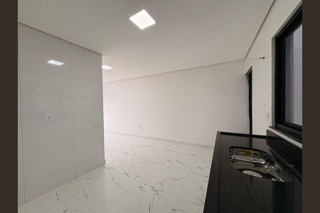 Casa à venda com 110m², 2 quartos e 2 vagas Casa à venda com 110m², 2 quartos e 2 vagasCozinha