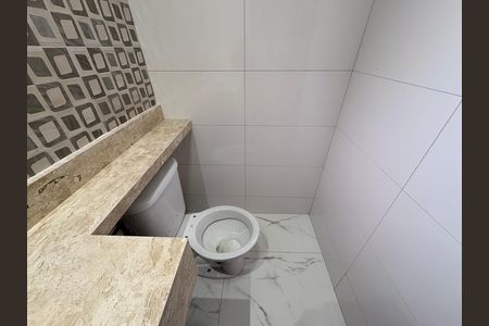 Casa à venda com 110m², 2 quartos e 2 vagas Casa à venda com 110m², 2 quartos e 2 vagasLavabo
