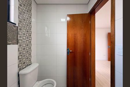 Casa à venda com 110m², 2 quartos e 2 vagas Casa à venda com 110m², 2 quartos e 2 vagasBanheiro da Suíte 2