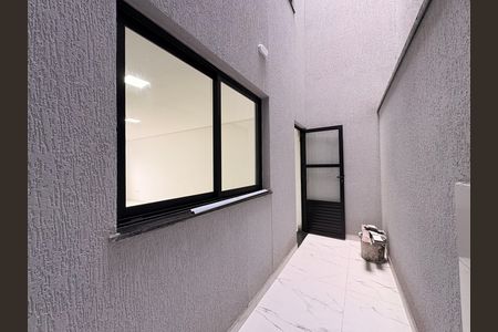 Casa à venda com 110m², 2 quartos e 2 vagas Casa à venda com 110m², 2 quartos e 2 vagasLavanderia