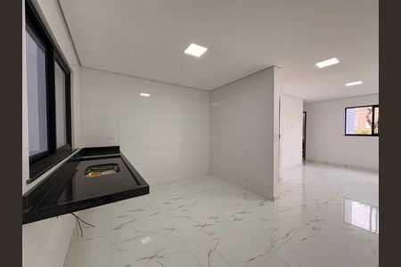 Casa à venda com 110m², 2 quartos e 2 vagas Casa à venda com 110m², 2 quartos e 2 vagasCozinha
