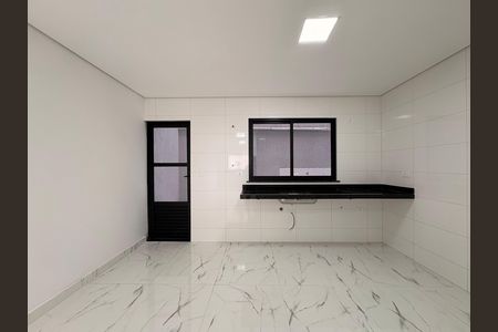 Casa à venda com 110m², 2 quartos e 2 vagas Casa à venda com 110m², 2 quartos e 2 vagasCozinha