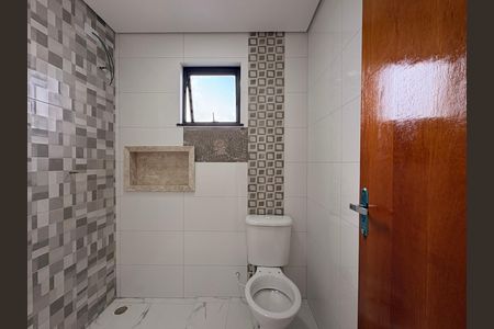 Casa à venda com 110m², 2 quartos e 2 vagas Casa à venda com 110m², 2 quartos e 2 vagasBanheiro da Suíte 2