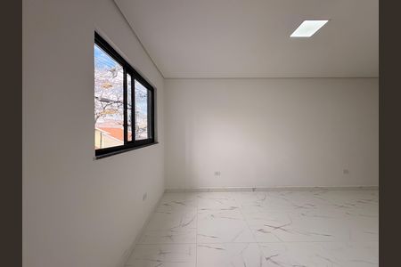 Casa à venda com 110m², 2 quartos e 2 vagas Casa à venda com 110m², 2 quartos e 2 vagasSala
