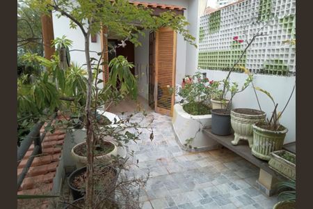 Casa à venda com 3 quartos, 124m² em Vila Mariana, São Paulo