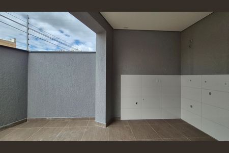 Casa à venda com 115m², 2 quartos e 4 vagas Casa à venda com 115m², 2 quartos e 4 vagasLavanderia