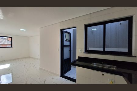 Casa à venda com 2 quartos, 110m² em Parque das Nações, Santo André
