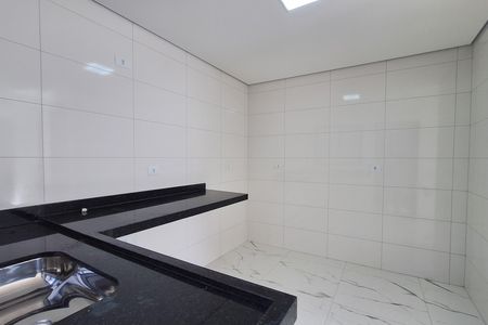 Casa à venda com 2 quartos, 110m² em Parque das Nações, Santo André