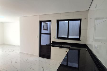 Casa à venda com 2 quartos, 110m² em Parque das Nações, Santo André