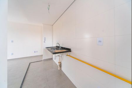 Cozinha  de apartamento à venda com 2 quartos, 42m² em Vila Progresso, Santo André