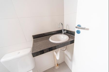 Apartamento à venda com 42m², 2 quartos e 1 vaga Apartamento à venda com 42m², 2 quartos e 1 vagaBanheiro do Quarto 2