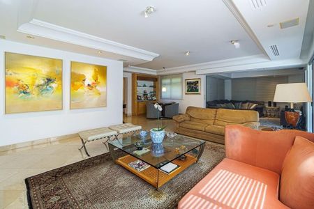Apartamento à venda com 349m², 4 quartos e 4 vagas