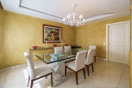 Apartamento à venda com 349m², 4 quartos e 4 vagas