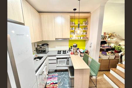 Cozinha de casa de condomínio à venda com 2 quartos, 100m² em Parada Inglesa, São Paulo
