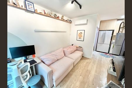 Sala de casa de condomínio à venda com 2 quartos, 100m² em Parada Inglesa, São Paulo